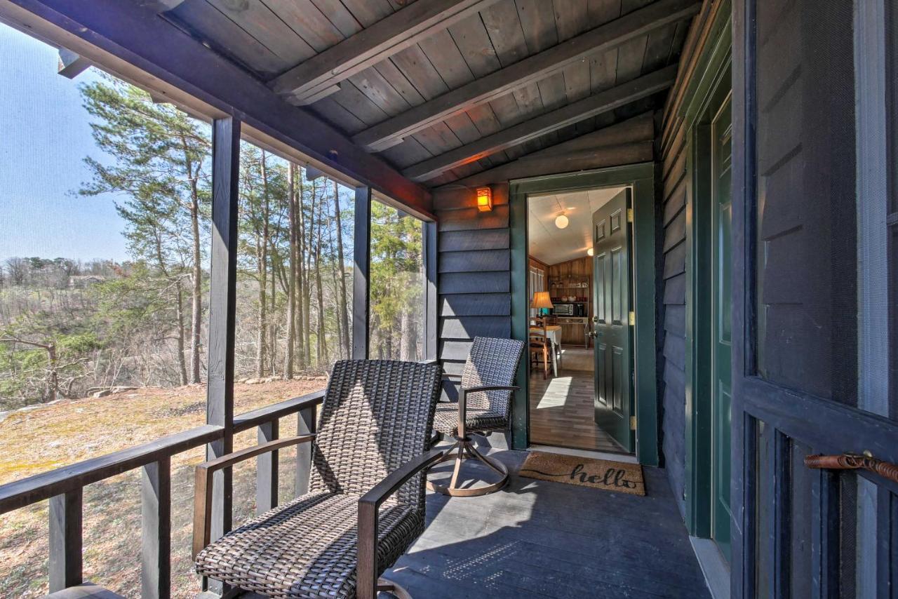 Hébergement de vacances Secluded Ridgetop Hideaway With Valley Views! *