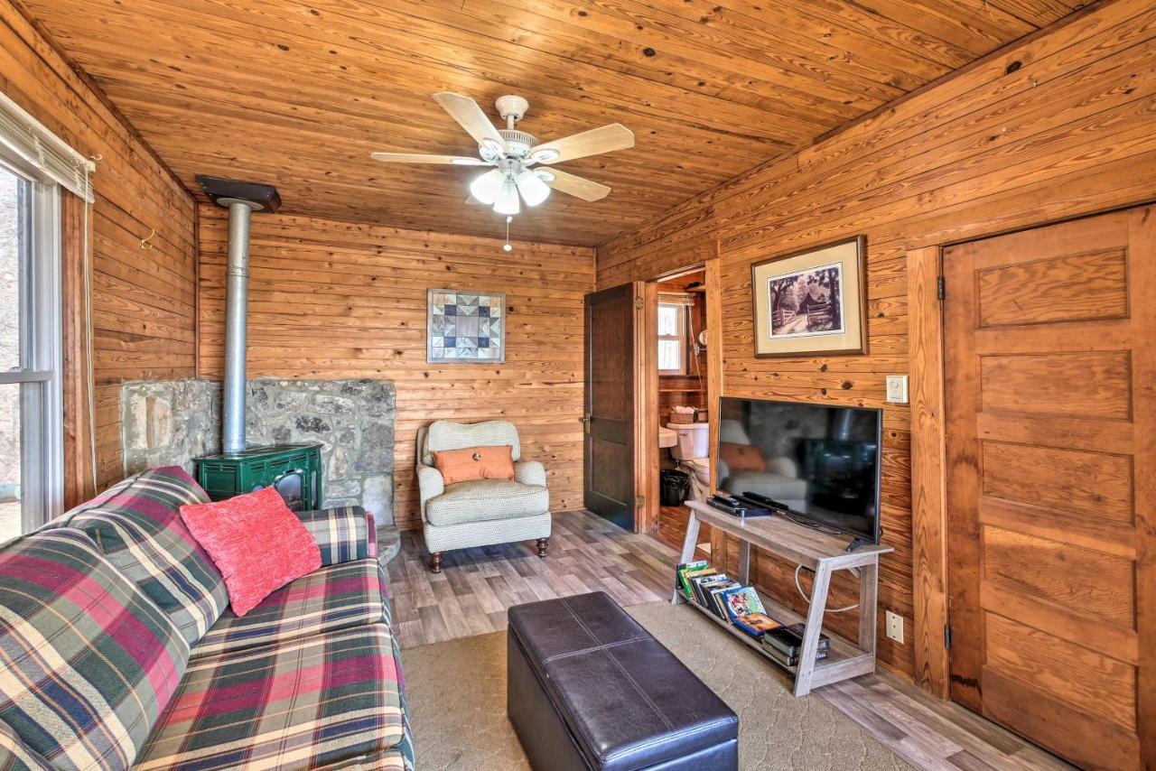 Secluded Ridgetop Hideaway With Valley Views! * Menlo